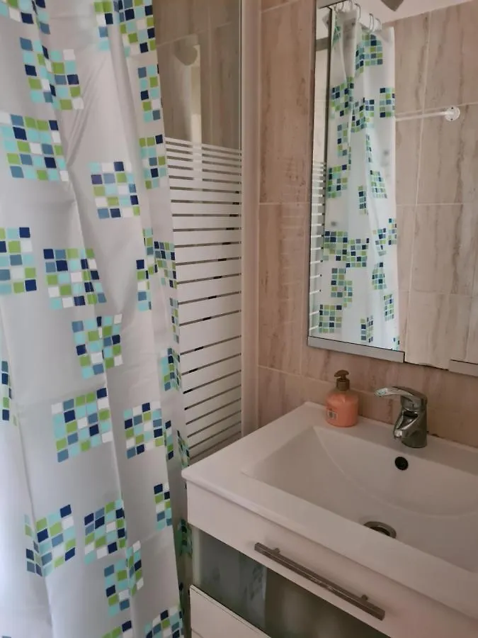 Apartamento En Pleno Centro De Nerja 0*,
